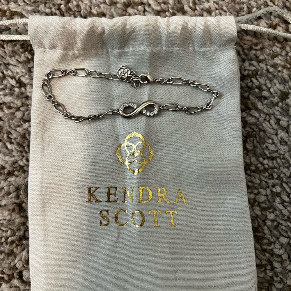 Kendra Scott Silver Infinity Chain Bracelet